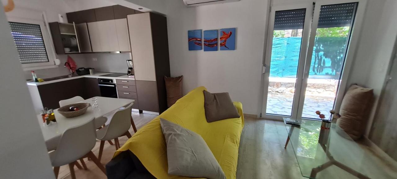 Gerys House Apartment Nikiana Exterior photo